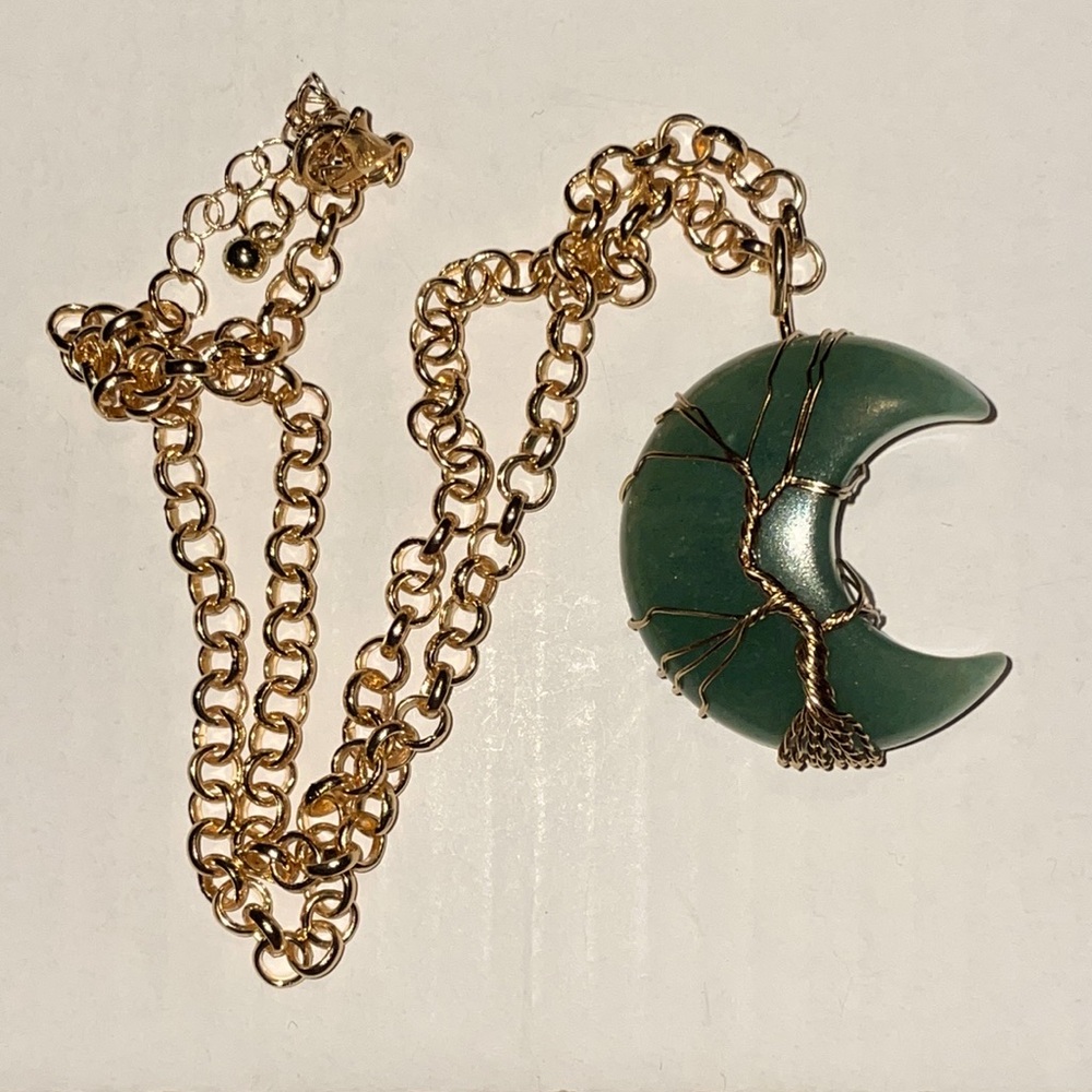 Jade Moon Wire Gold Chain Necklace - Picture 2 of 2